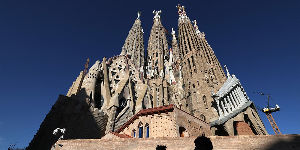 sagrada-fam-lia-turm-jesu-christi-vollendet-aktuelle-news-zur