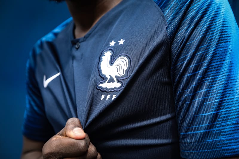 Le Maillot De L quipe De France Aux Deux toiles Se D voile Dans