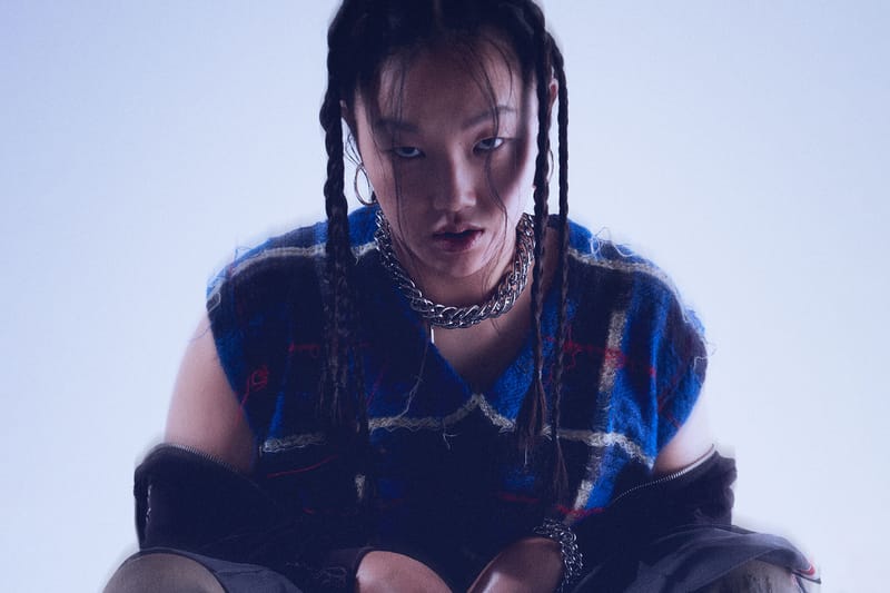 趣味 Ye kanyewest hypebeast issue 33 Ye stars in HypeBeast Magazine #33: The Systems Issue | HBX