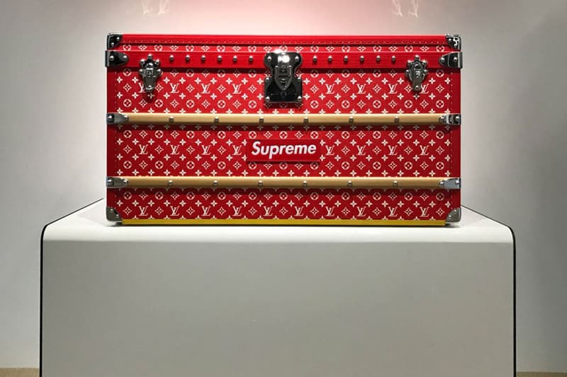 supreme louis vuitton suitcase