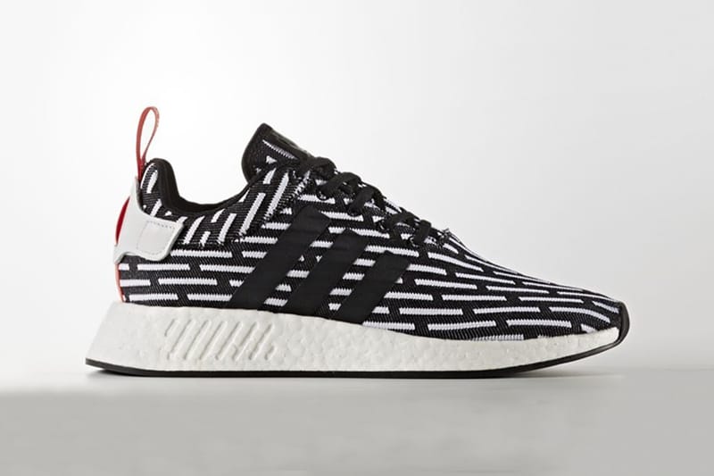 Adidas nmd 2024 r2 glitch