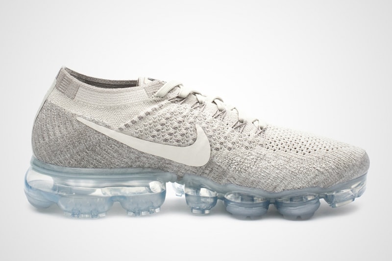 pale grey vapormax
