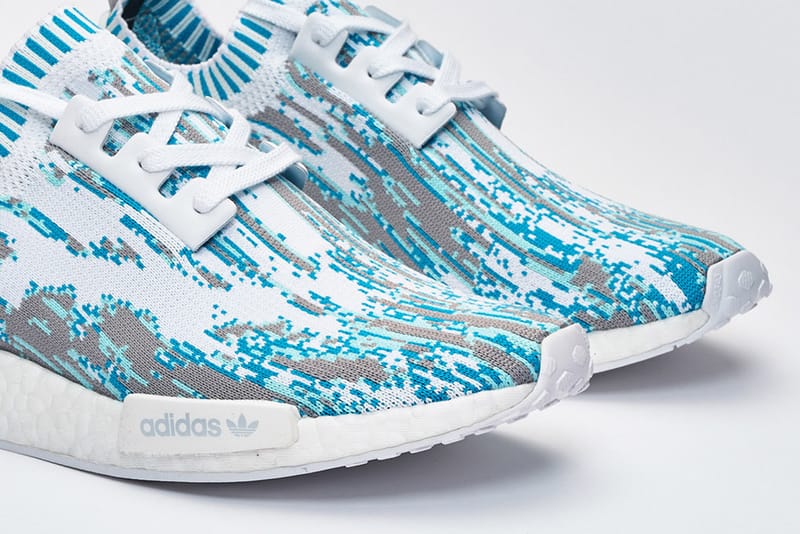 Adidas nmd 2025 datamosh jacket