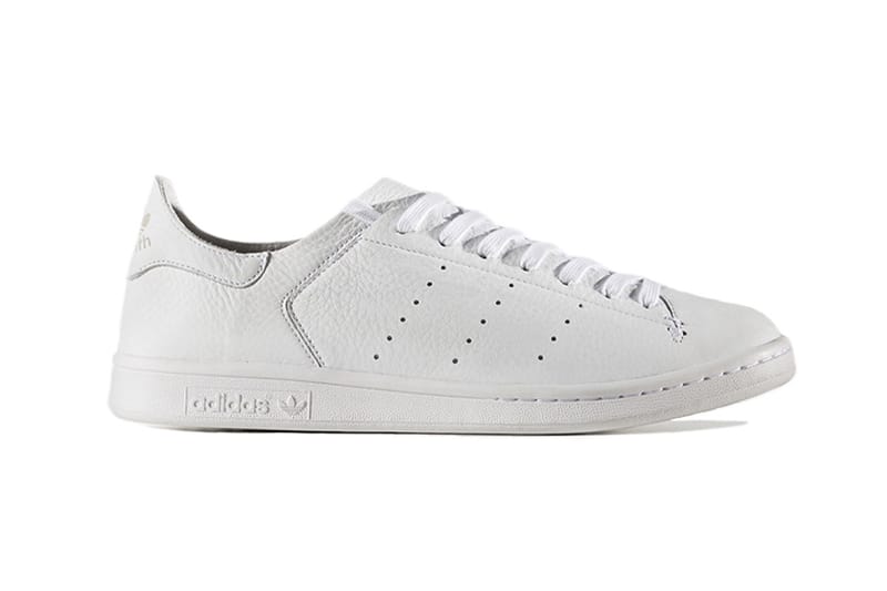 Adidas leather 2024 sock stan smith