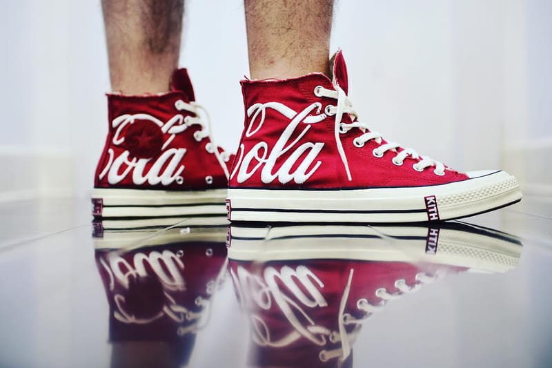 Kith coca cola sale converse on feet