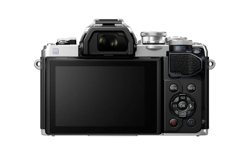 OLYMPUS 最新OM-D E-M10 Mark III 登場| Hypebeast