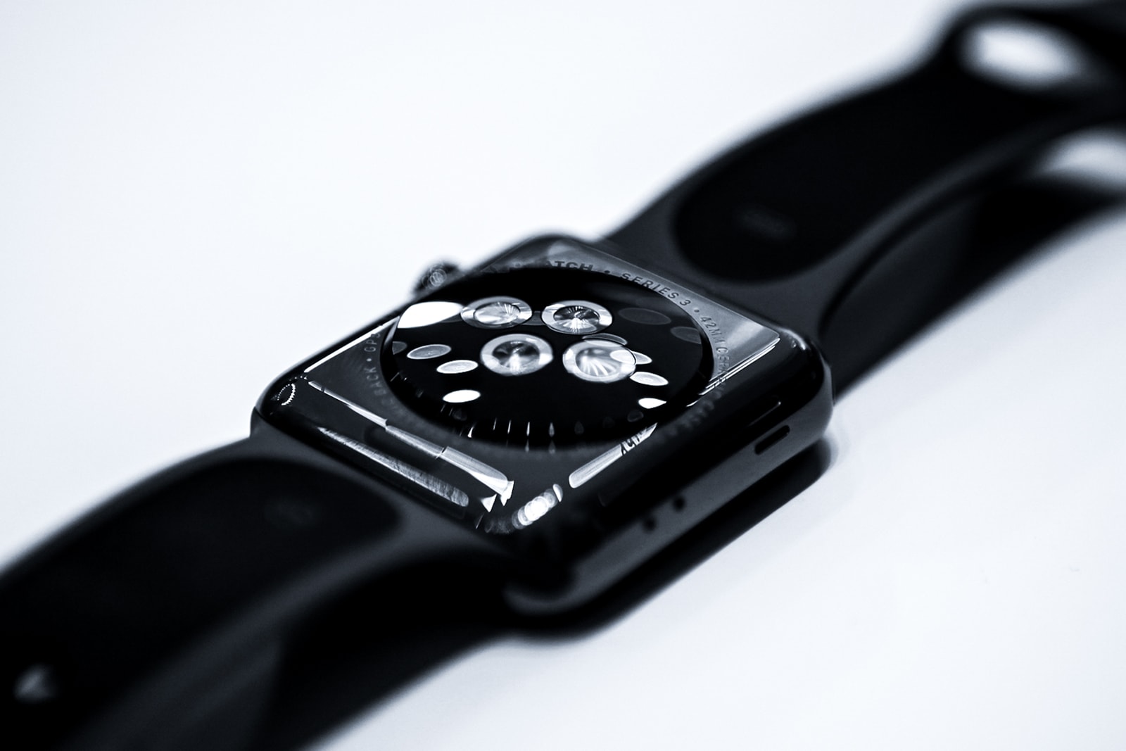 applewatchseries3新增陶瓷太空灰配色