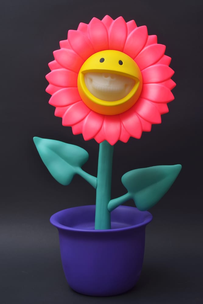Ron English 三方聯名「Shocking Sun Flower」限量雕塑追加全新系列