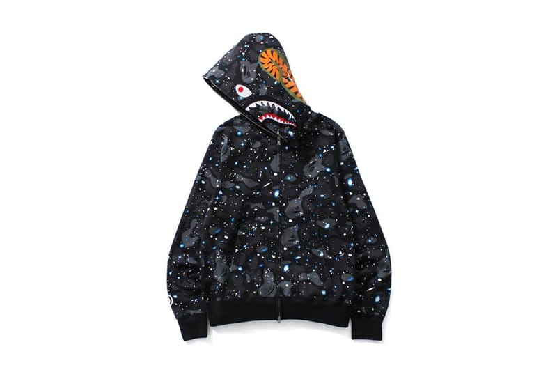 BAPE 全新「Space Camo」Shark Hoodie 即將上架| Hypebeast