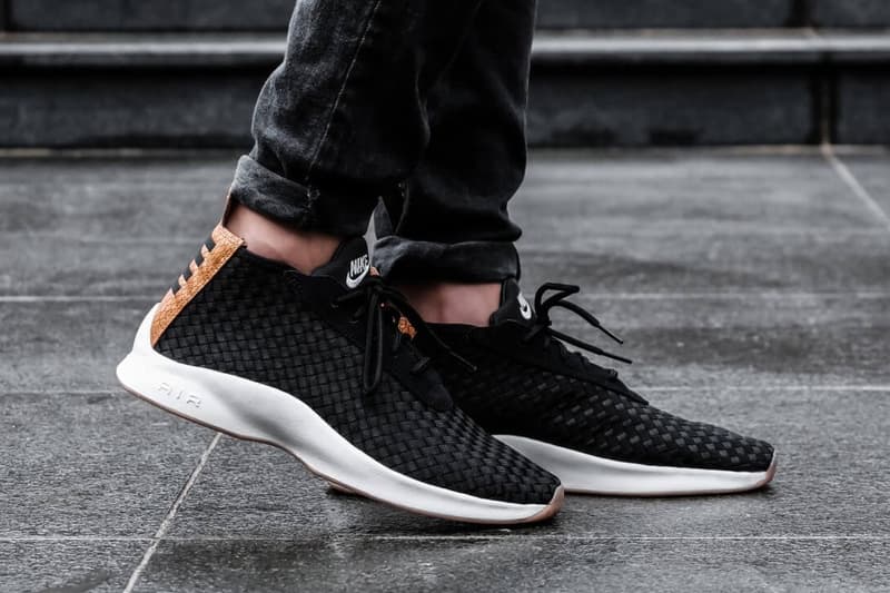 nike air woven boot black