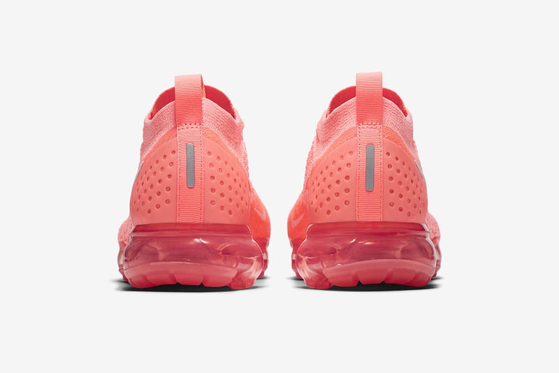 Crimson hotsell pulse vapormax