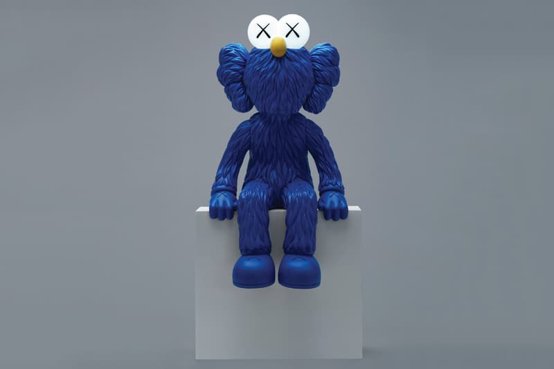 KAWS 宣布將限量 250 枚推出 SEEING by KAWS LED 座燈 | Hypebeast