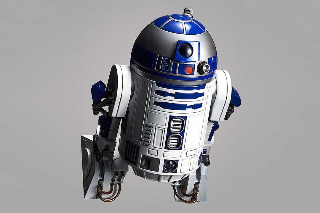 R2 D2 Rockets BANDAI 推出《Star Wars》R2-D2 ROCKET BOOSTER Ver.模型 | Hypebeast