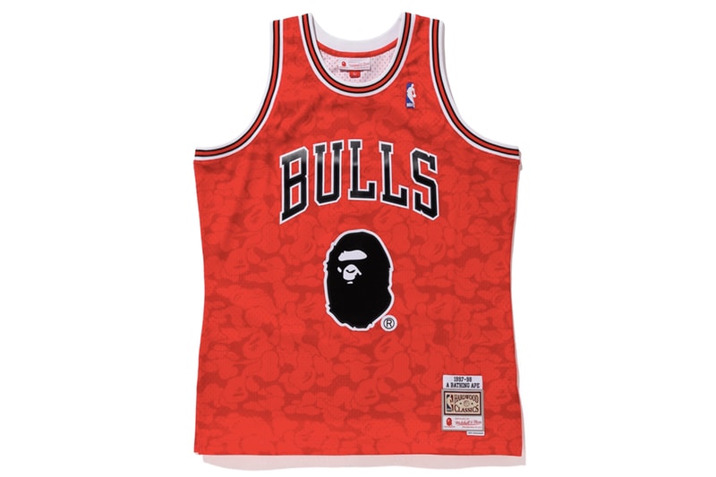 A BATHING APEÂ® x MITCHELL & NESS é¦æ¸¯å°åå®ååå®å¹å®æ´å¬éï¼ | Hypebeast