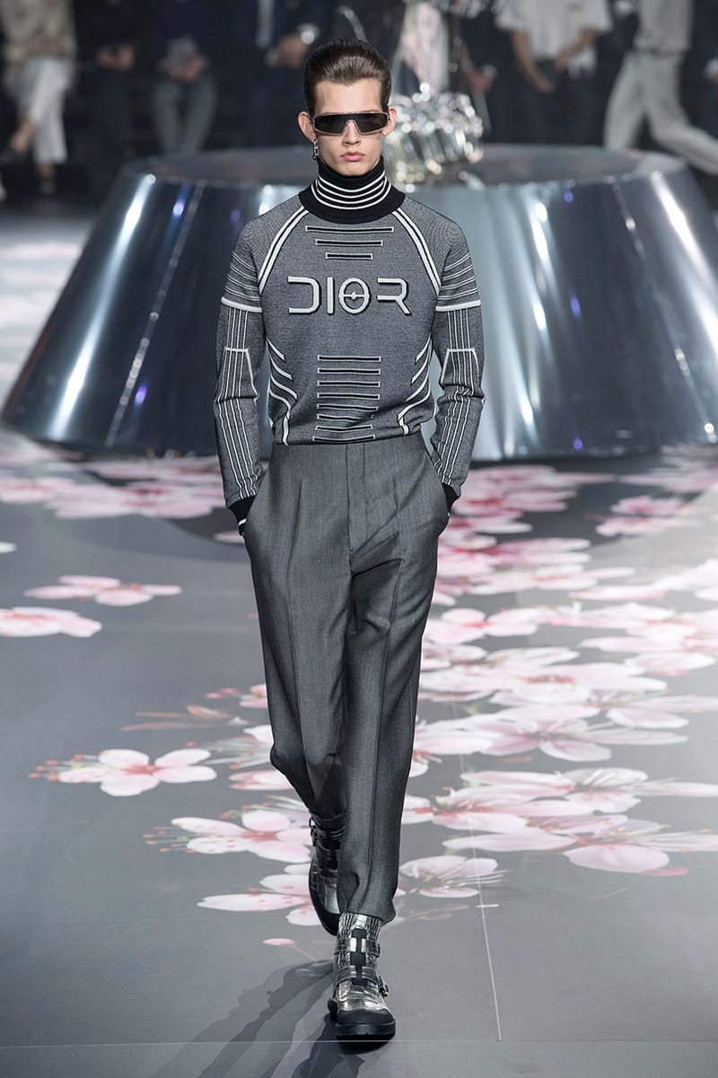 空山基加持！Dior 2019 早秋系列於東京正式發佈| Hypebeast