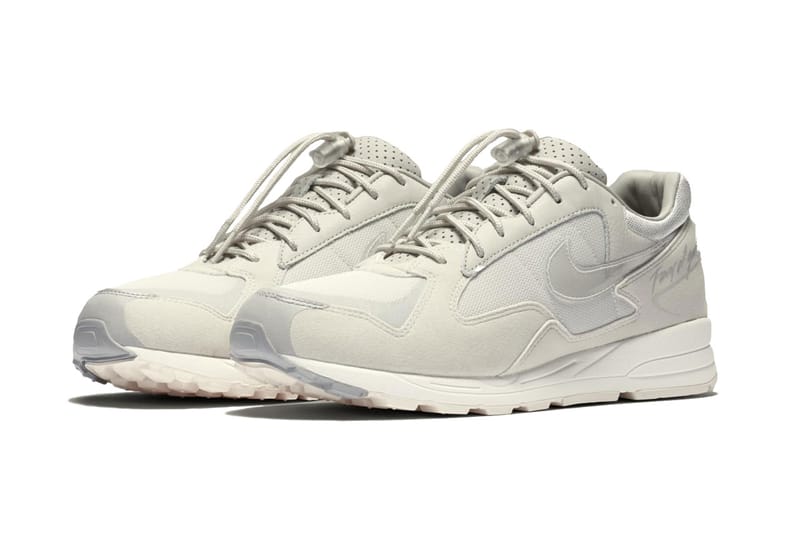 Fear of God x Nike Air Skylon II 全新「Light Bone」配色曝光| Hypebeast