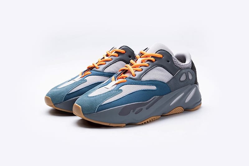 YEEZY BOOST 700 全新配色「Teal Blue」實鞋圖輯正式曝光| Hypebeast