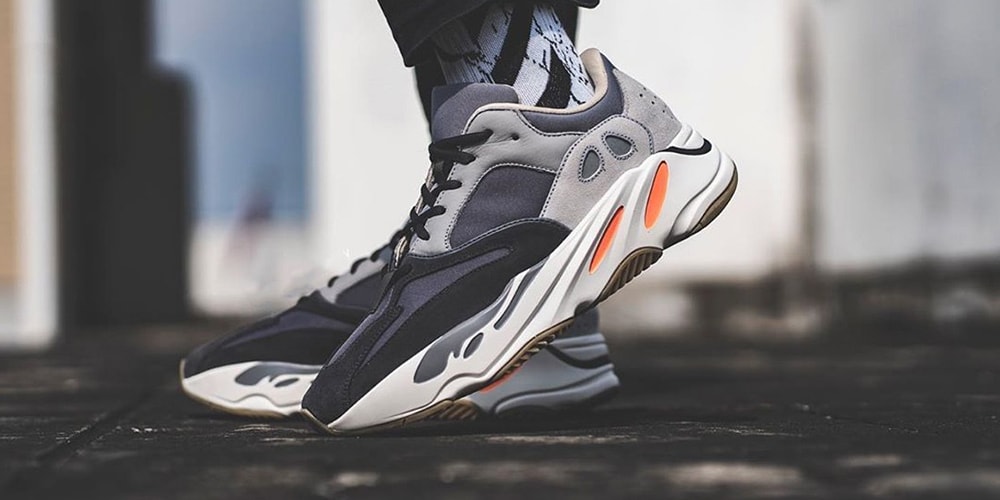 yeezy 700 hk