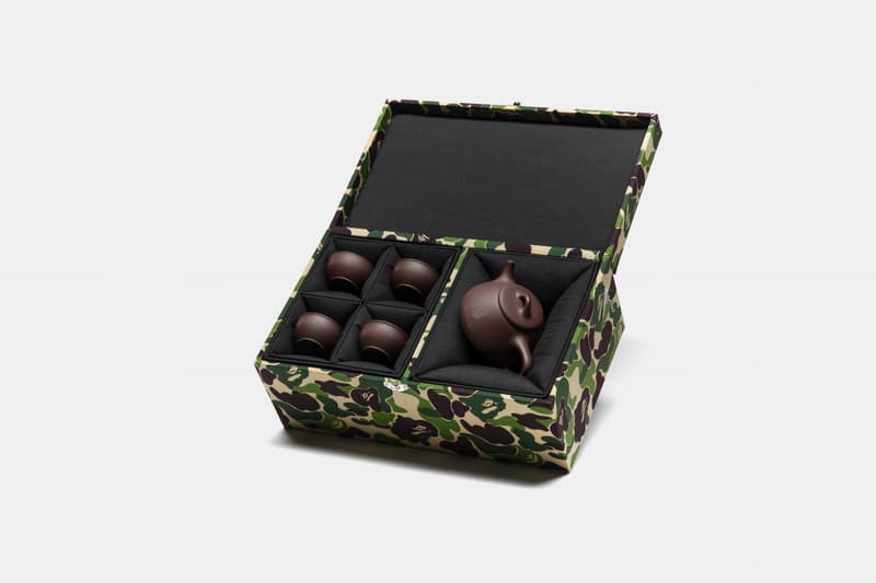 Day 01：送出 A Bathing Ape 紫砂茶具組 | Hypebeast