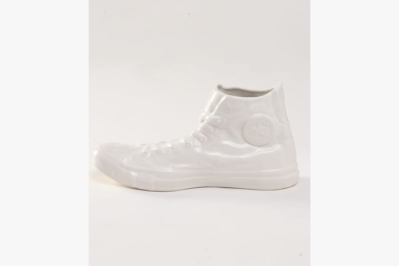 鞋の花藝－Converse Tokyo x Ceramic Japan x .blink 推出全白色All