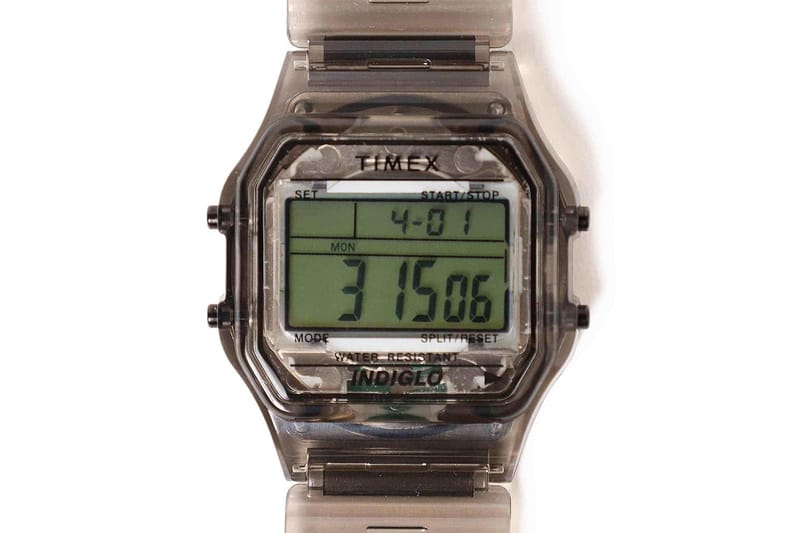 TIMEX × BEAMS / 別注 Classics Digital-