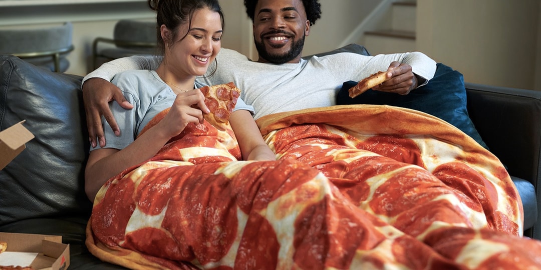 Pizza Hut 推出超大型披薩造型重力毯 Hypebeast