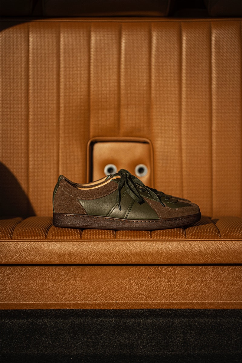Shmobotas Raudi HOAX 攜手 RAD by RAUDi 推出聖誕限定版 German Trainer | Hypebeast
