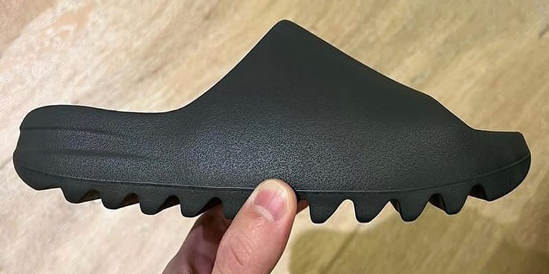 Adidas Yeezy Slide Onyx