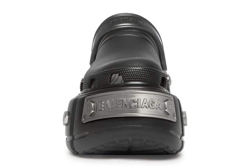 Balenciaga x Crocs 2022 春夏系列鞋款「HardCrocs™」正式登場| Hypebeast