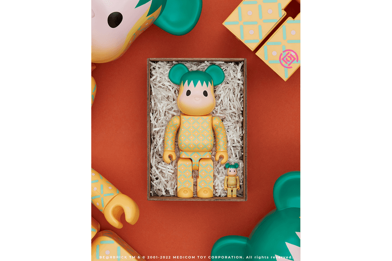 CLOT x Medicom Toy Pink Pineapple BE@RBRICK 最新聯名公仔正式 CLOT x Medicom Toy Pink Pineapple BE@RBRICK 最新聯名公仔正式