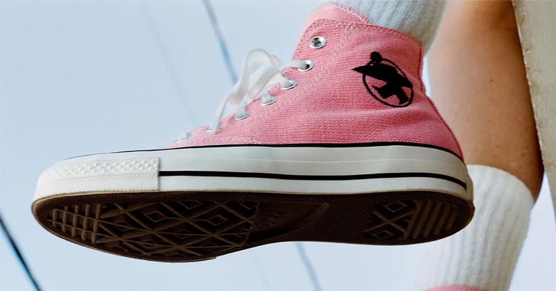 Stüssy x Converse Chuck 70 Hi 最新聯名系列「Surfman」正式登場