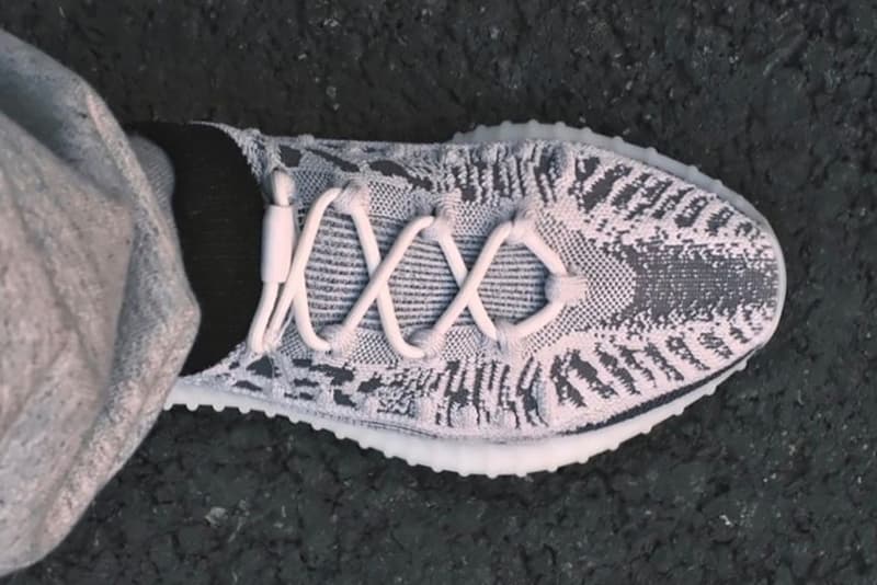 率先預覽 adidas YEEZY BOOST 350 V2 CMPCT 最新配色「Panda」 | Hypebeast