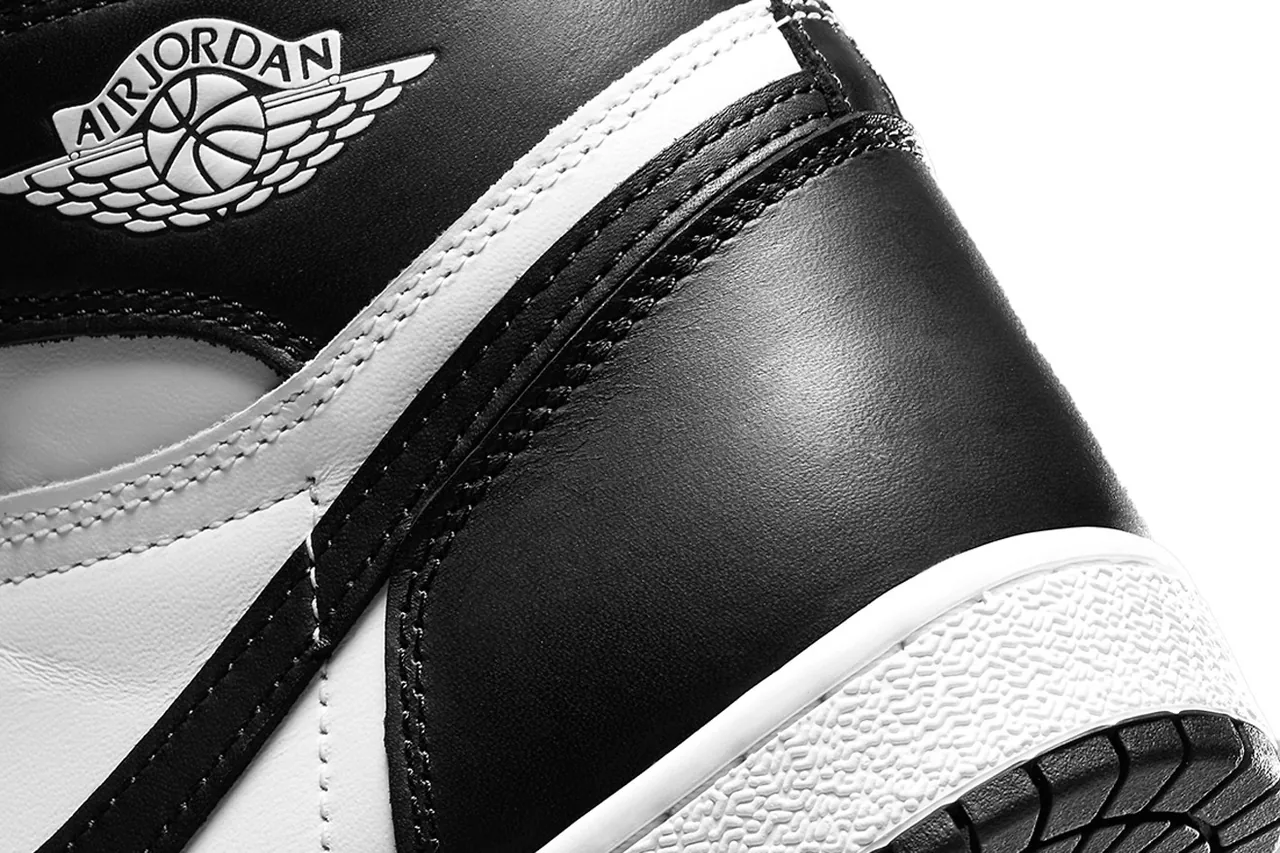 Air Jordan 1 High '85 最新配色「Black/White」正式發佈| Hypebeast