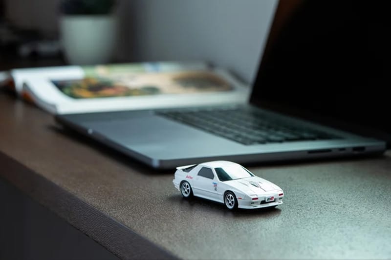 頭文字D》高橋涼介Mazda RX-7 造型無線滑鼠正式發售| Hypebeast