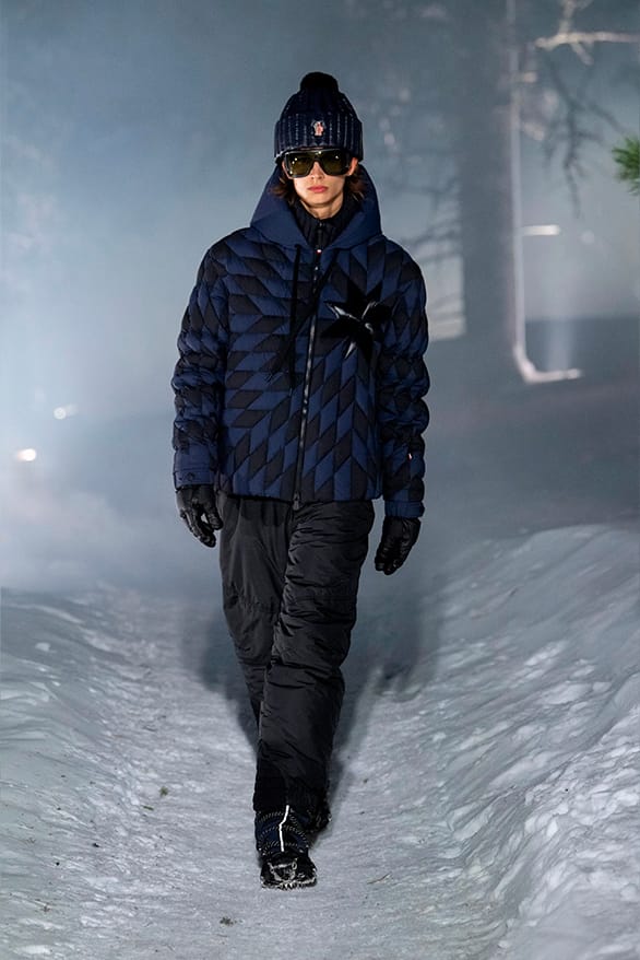 MONCLER GRENOBLE 2024/25秋冬 ダウンスキージャケットTOLIMA ブラック Tolimaダウンスキージャケット : ショートダウン