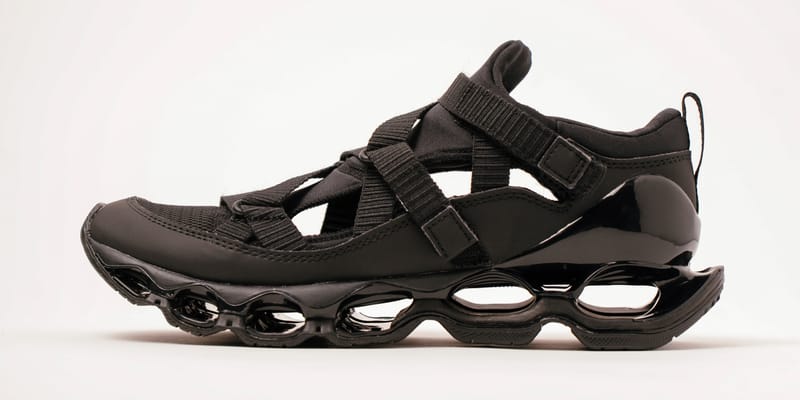 MIZUNO SPORTSTYLE 推出全新WAVE PROPHECY STRAP 涼鞋| Hypebeast