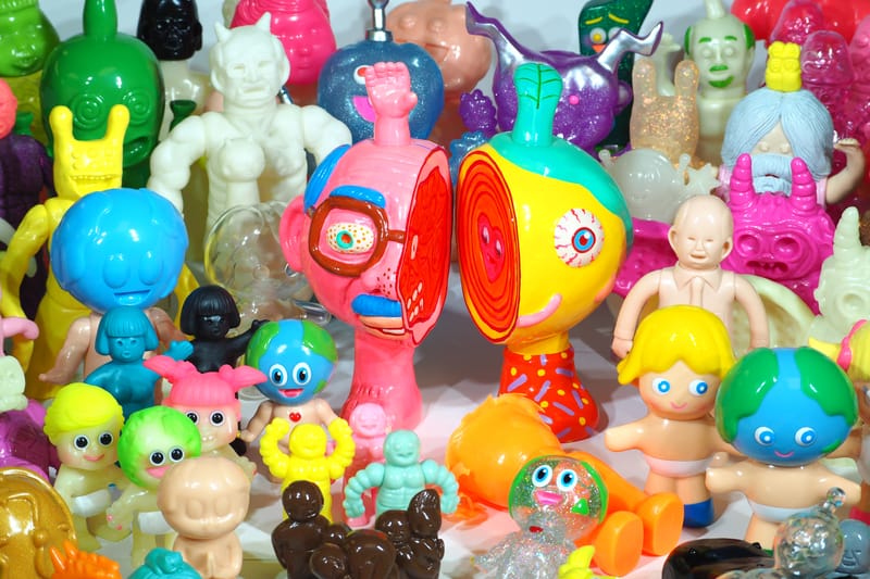 デハラユキノリ × LEEEEEE TOY 混沌 ソフビ世界の無秩序状態ソフビ Dehara Yukinori x LeeeeeeToy 聯展《混沌< ソフビ世界の無秩序