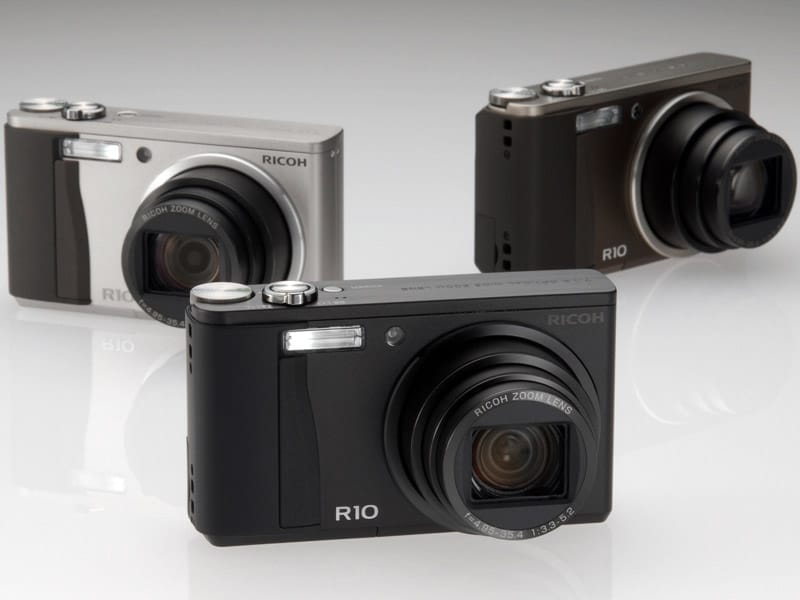 Ricoh R10 Digital Compact Camera | Hypebeast