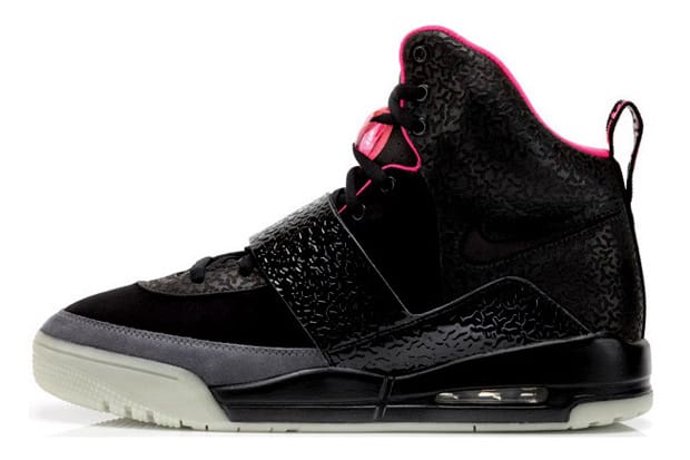 Air yeezy shop black pink