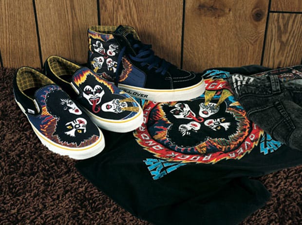 Vans fashion kiss new time