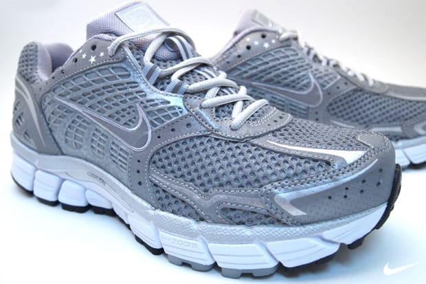 10AC x Nike Air Zoom Vomero +4 AP | HYPEBEAST 10AC x Nike Air Zoom Vomero +4 AP | HYPEBEAST