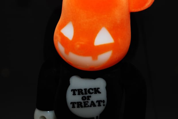 Medicom Toy 2009 Halloween 400% Bearbrick | Hypebeast