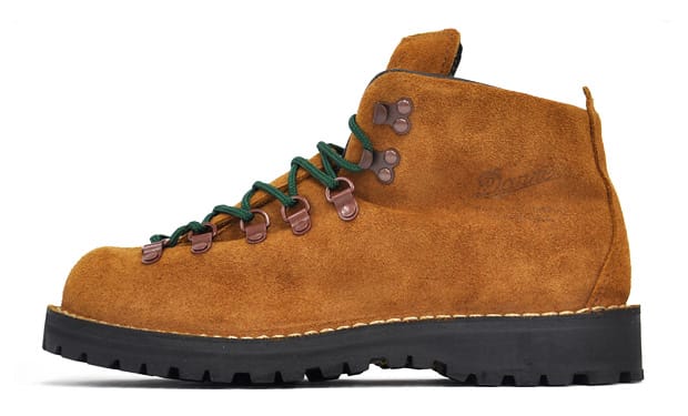 靴 danner suede bonts Danner Mountain Light Brown Suede | Hypebeast
