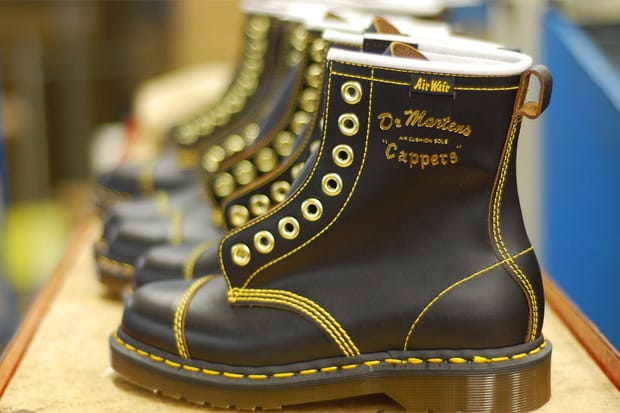 Dr martens hotsell capper boots