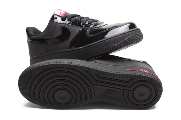 Air force shop 1 shiny black