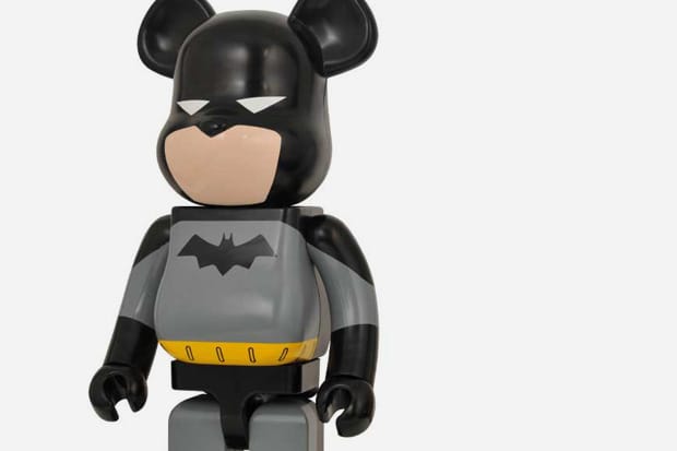 Medicom Toy Batman Bearbrick 400% | Hypebeast
