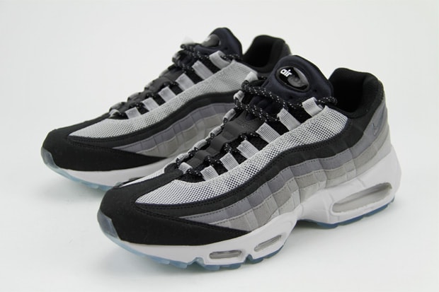 grey nike air 95