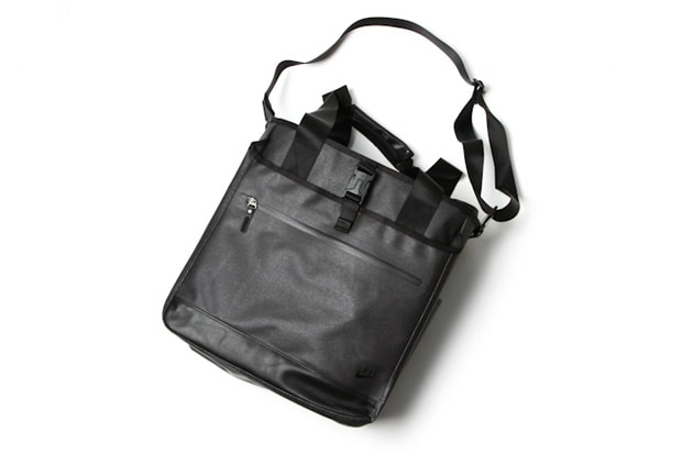 nike waterproof bag