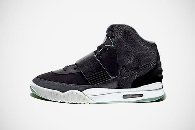 Nike air 2025 yeezy 2 black