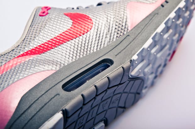 Air max shop hyperfuse grey pink